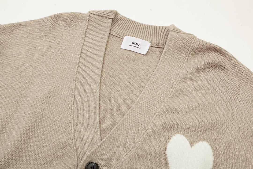 2026 AMI PARIS  Unisex  Sweater