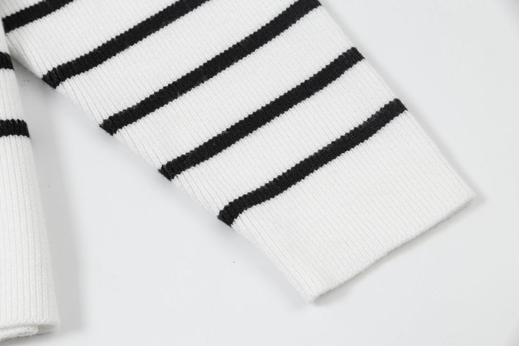 2026 AMI PARIS  striped sweater